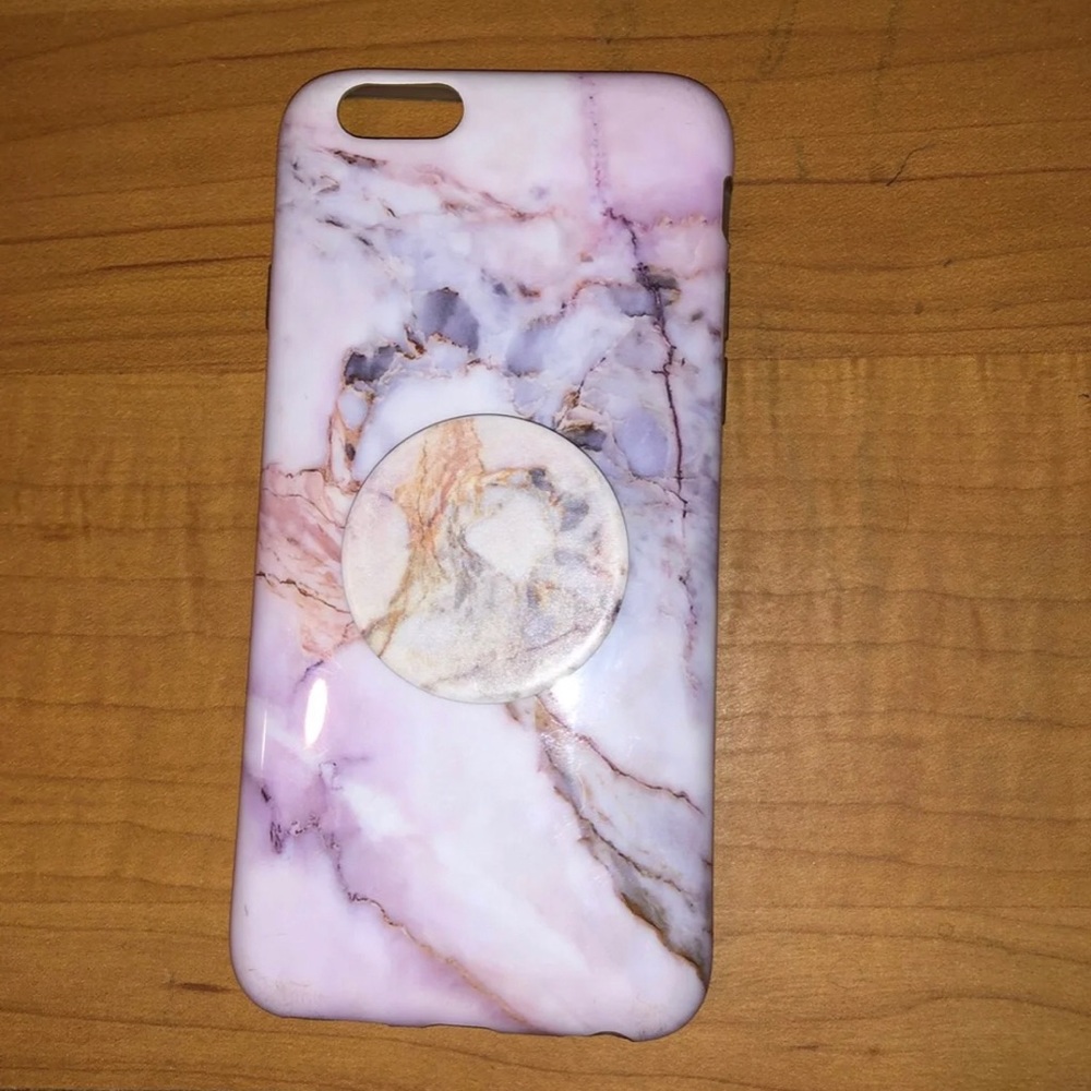 iPhone 6 case with Pop socket